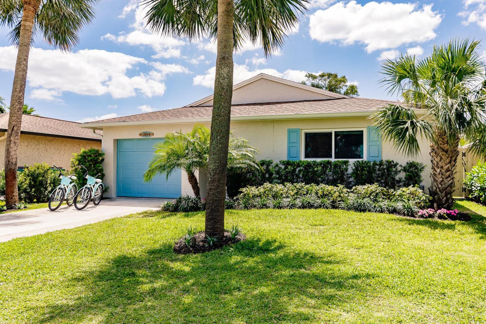 Naples Beach Retreat Bike To Beach! 4 Bed 2 Bath Villa Exterior photo